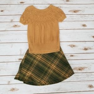 Girls Gymboree Outfit. Sweater and skirt